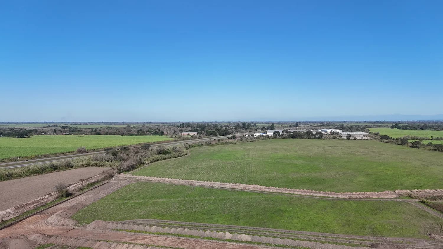 El predio en el corredor del NOA, con San Miguel de Tucumán al horizonte