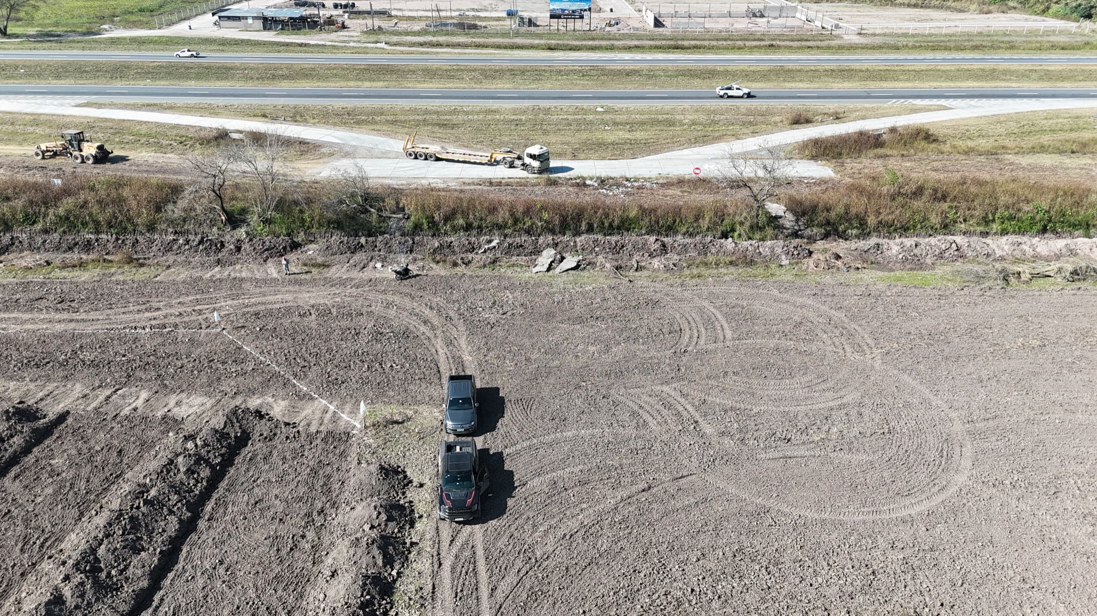Predio de Terminal Paramerica en obra, con frente a la RN38